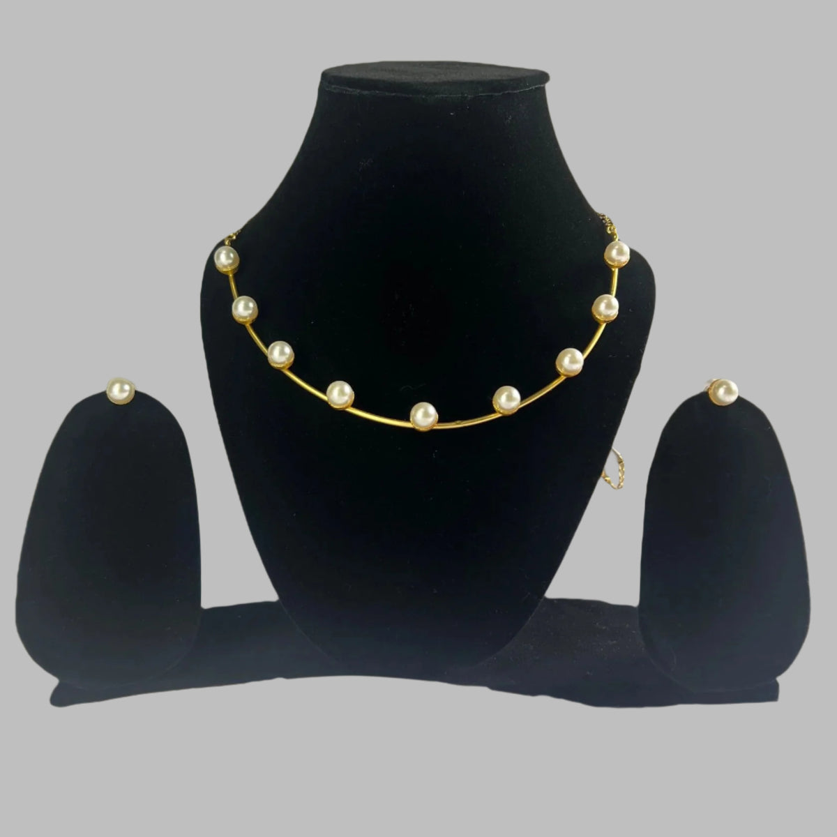 Pearl Choker necklace set | Spotlight necklace– Famaza Couture