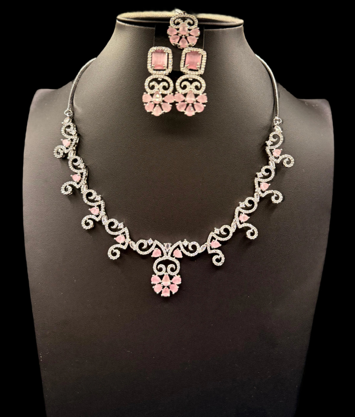 The Real elegance AD jewellery set – By Famaza Couture