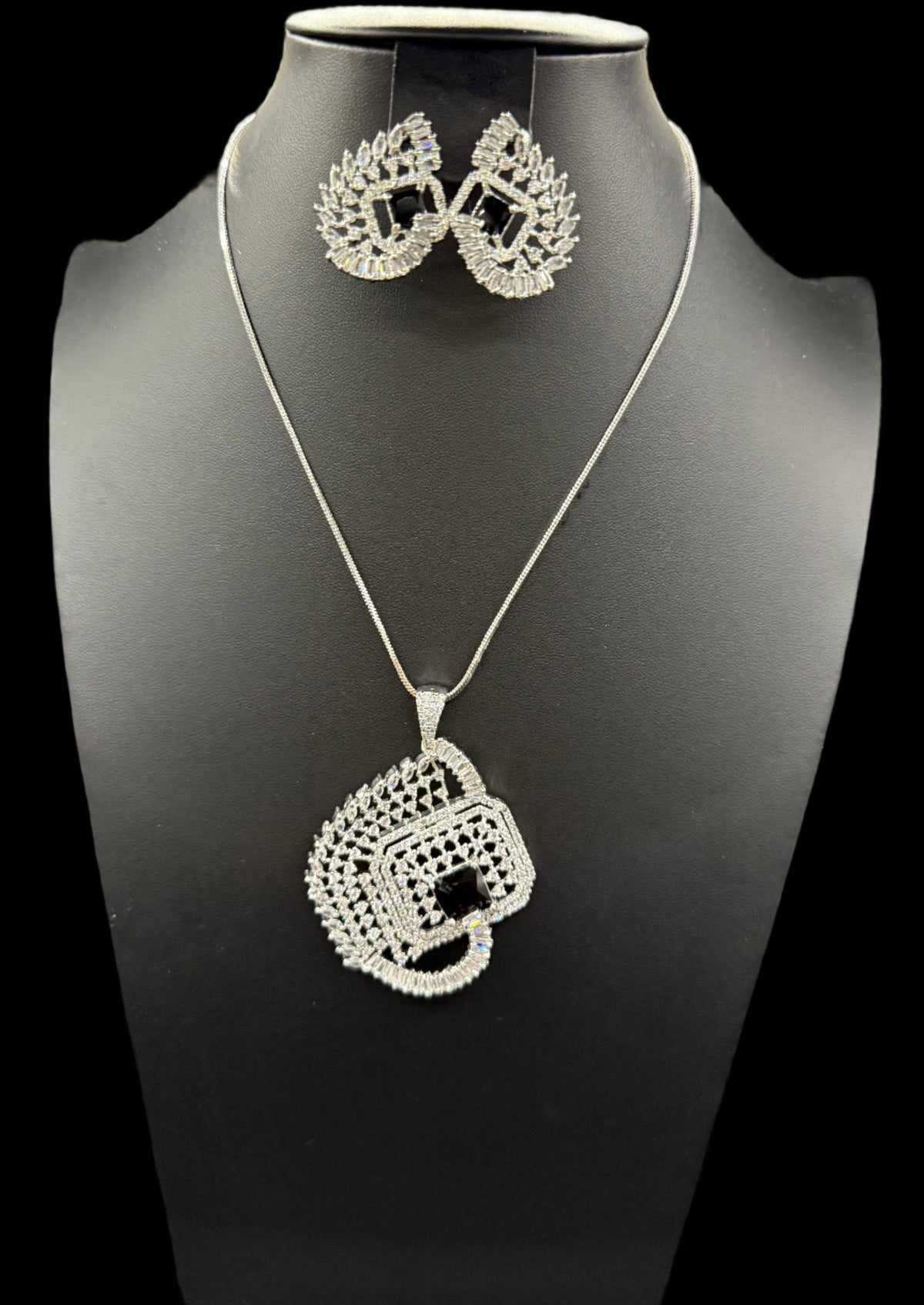 Artificial AD Pendants Set with earrings | Brooch Design – Famaza Couture