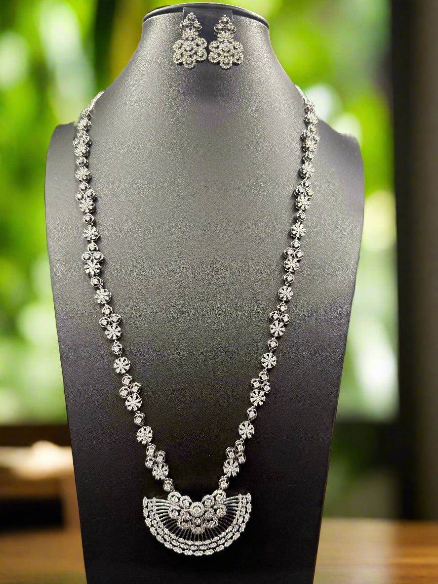 Gold Plated FloralSet with White Accents | Necklace & Earrings | Famaza couture