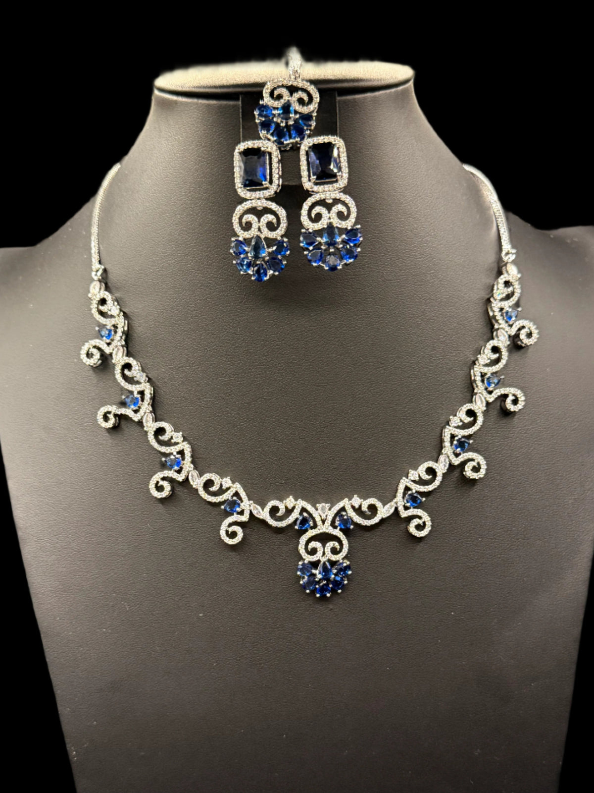 The Real elegance AD jewellery set – By Famaza Couture