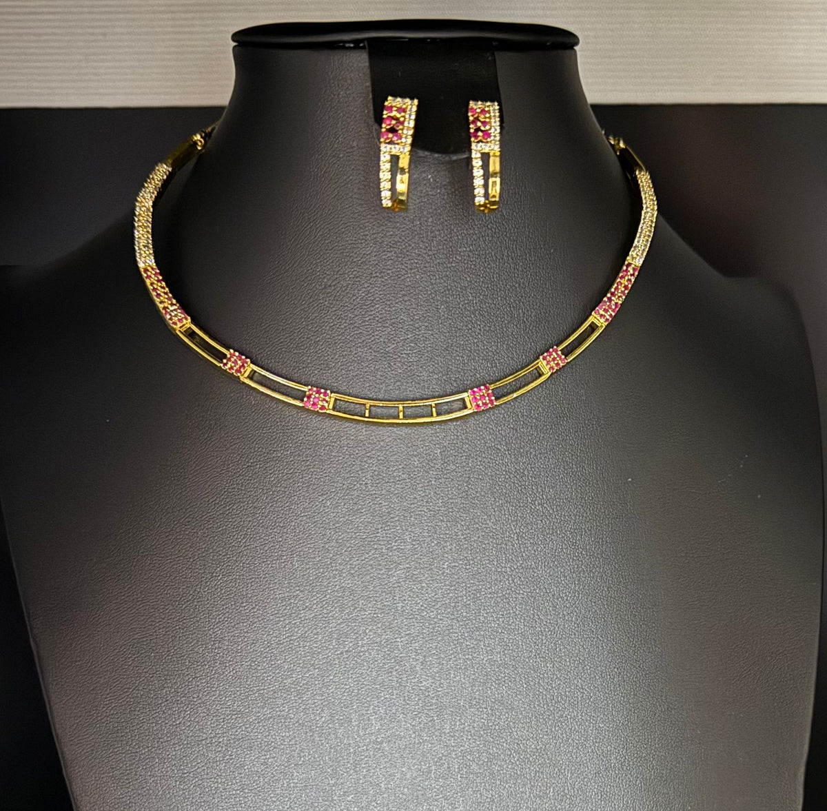 Hasli choker Necklace set | Elegant Jewellery – Famaza Couture