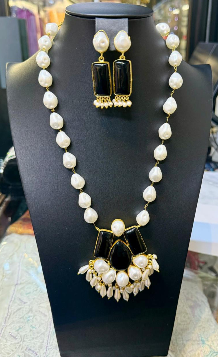 Mother of pearl & Mona lisa stone Mala Set | Regal Jewellery – Famaza Couture