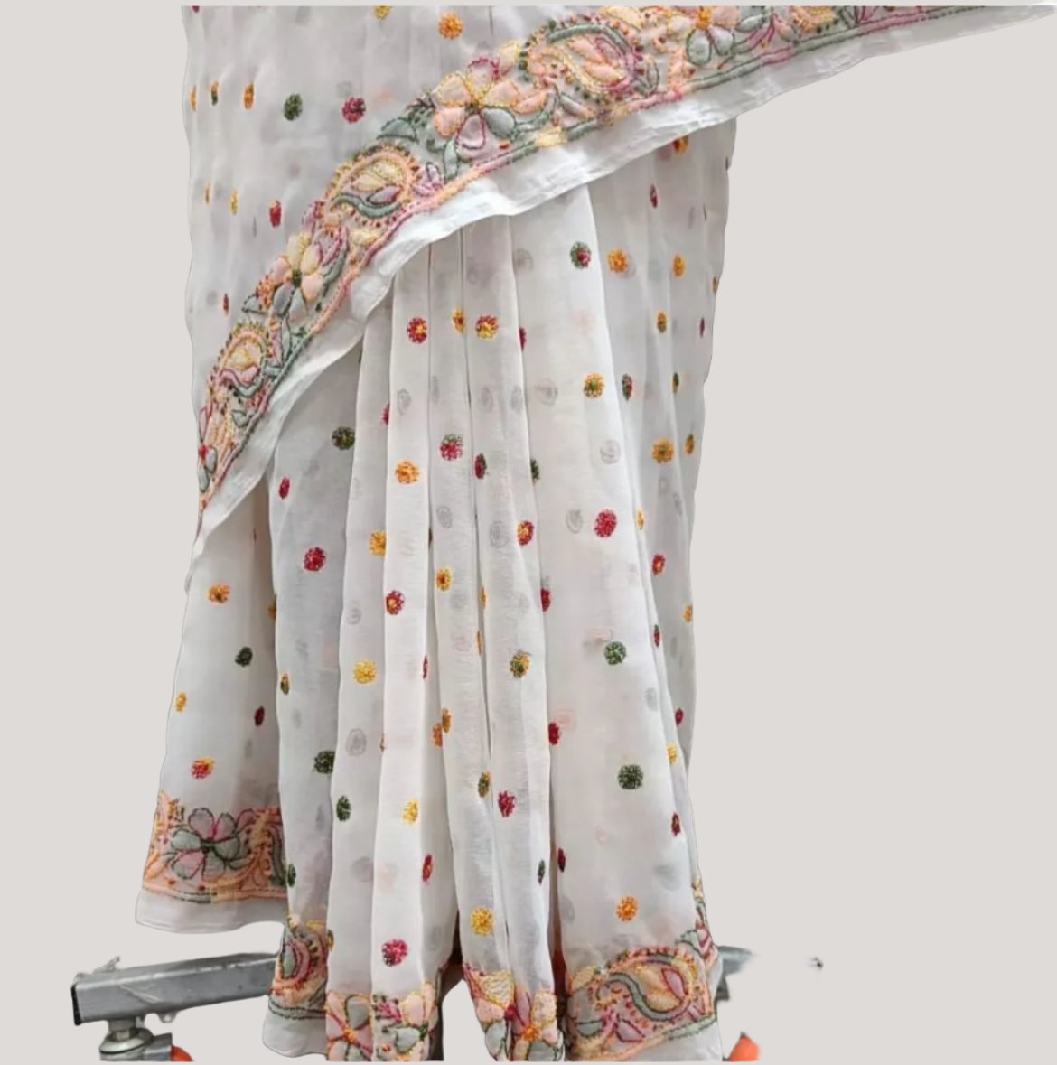 Georgette Saree with chikankari Keel Jaal Embroidery – Elegant Palla Work | Famaza Couture