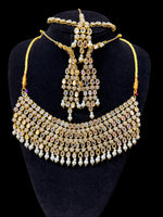 Bridal Golden Choker Set with Matha Patti | Famaza Couture