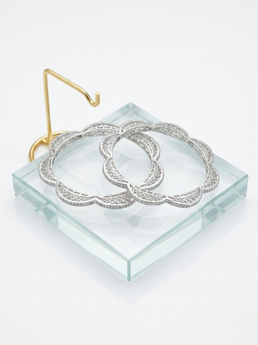 Close up of micro-pavé American diamonds on Zia wave bangle – premium cubic zirconia with diamond-equivalent fire
