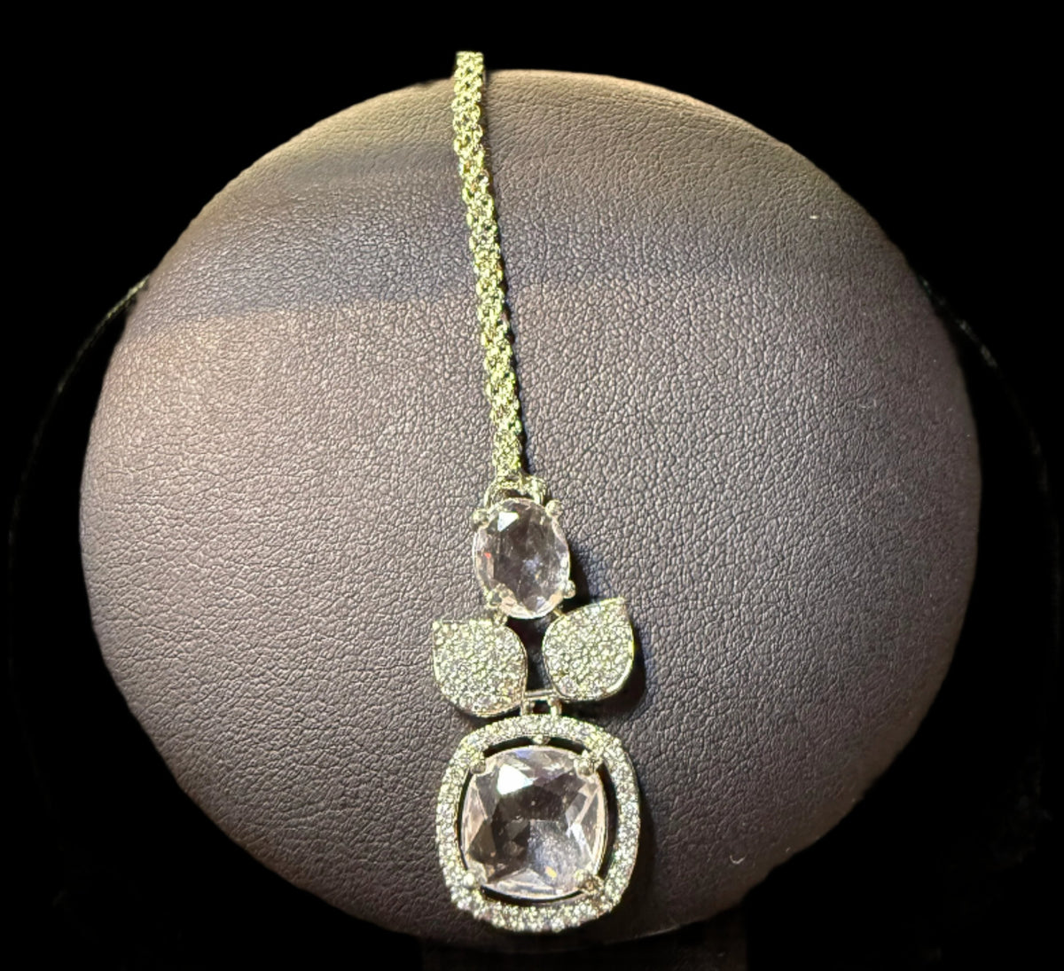 The Regal Majesty AD jewellery set – By Famaza Couture