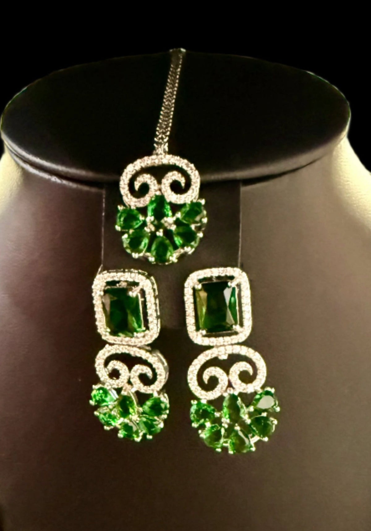 The Real elegance AD jewellery set – By Famaza Couture