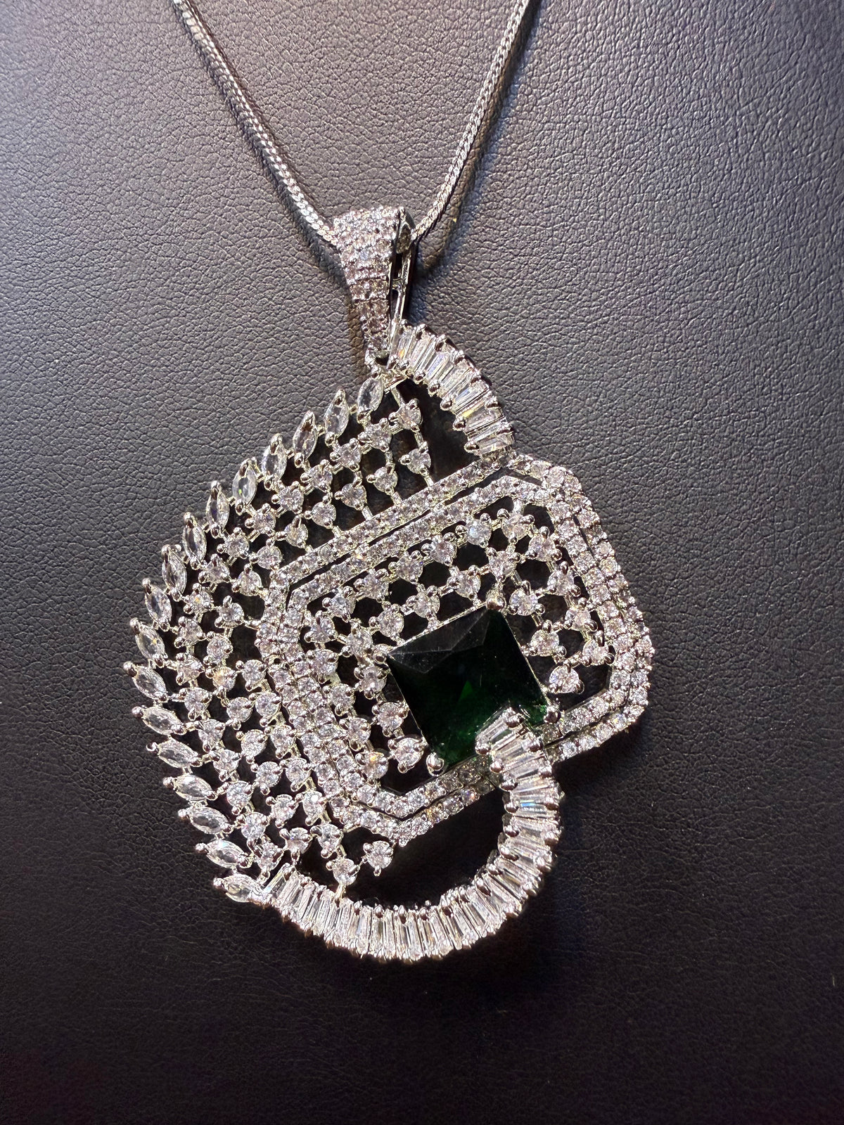 Artificial AD Pendants Set with earrings | Brooch Design – Famaza Couture