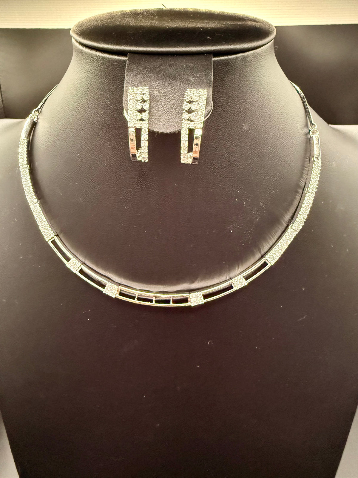 Hasli choker Necklace set | Elegant Jewellery – Famaza Couture