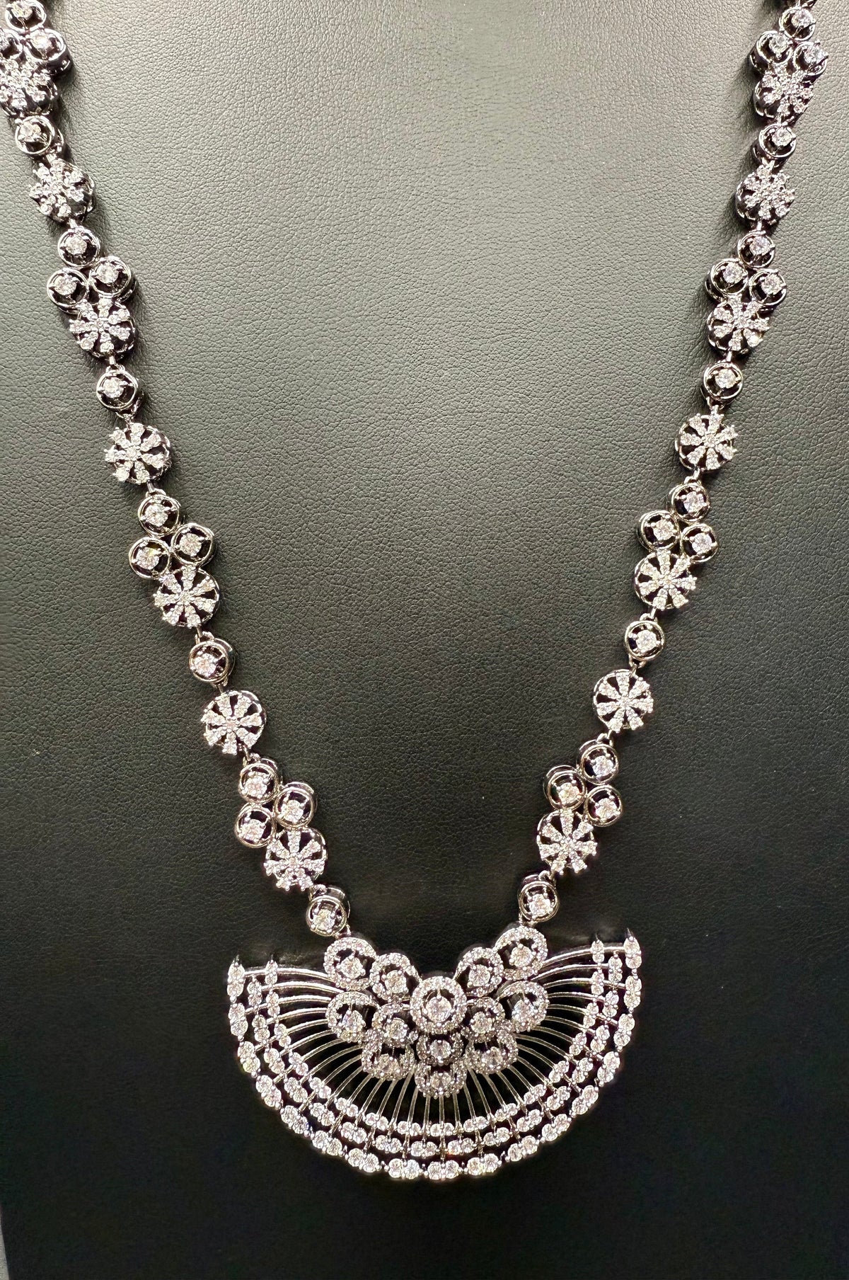 Gold Plated FloralSet with White Accents | Necklace & Earrings | Famaza couture