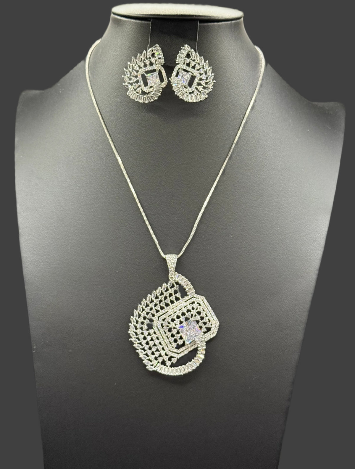 Artificial AD Pendants Set with earrings | Brooch Design – Famaza Couture