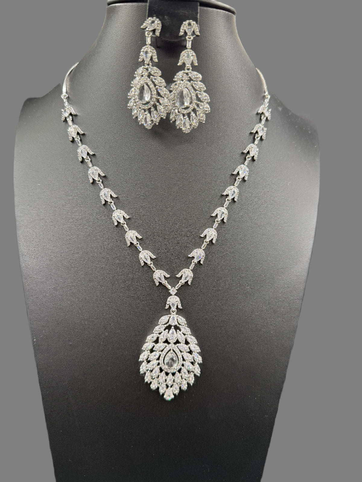 American Diamond & Emerald Necklace Set - Leaf Design | Famaza Couture