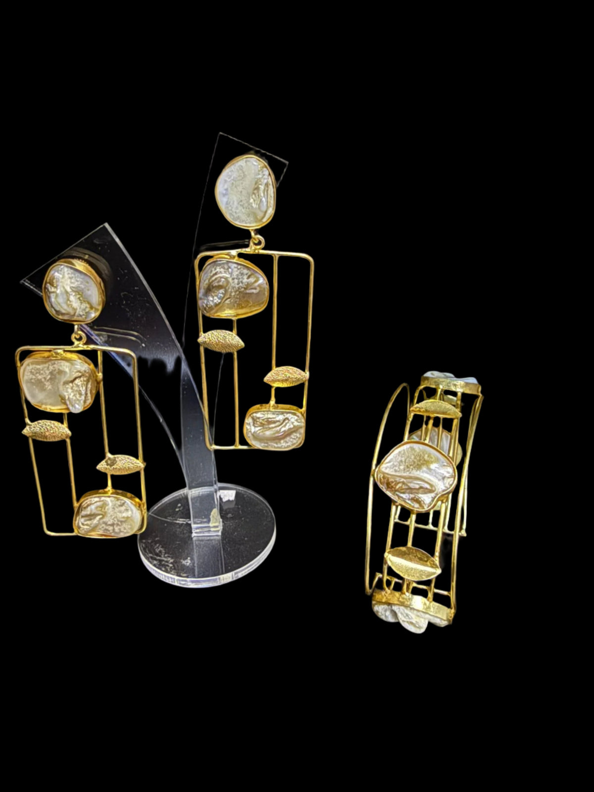 Gold plated Mother of pearls drop Earrings | Handcrafted Statement Jewellery – Famaza Couture