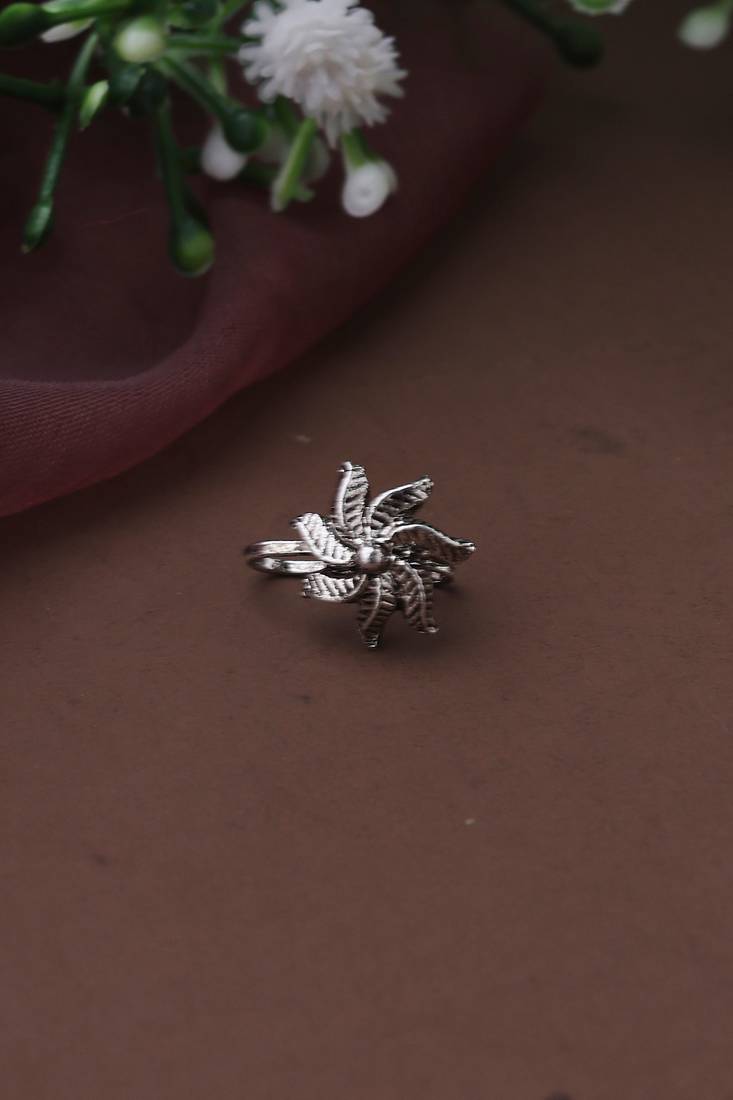 Oxidised silver press-on nose pin