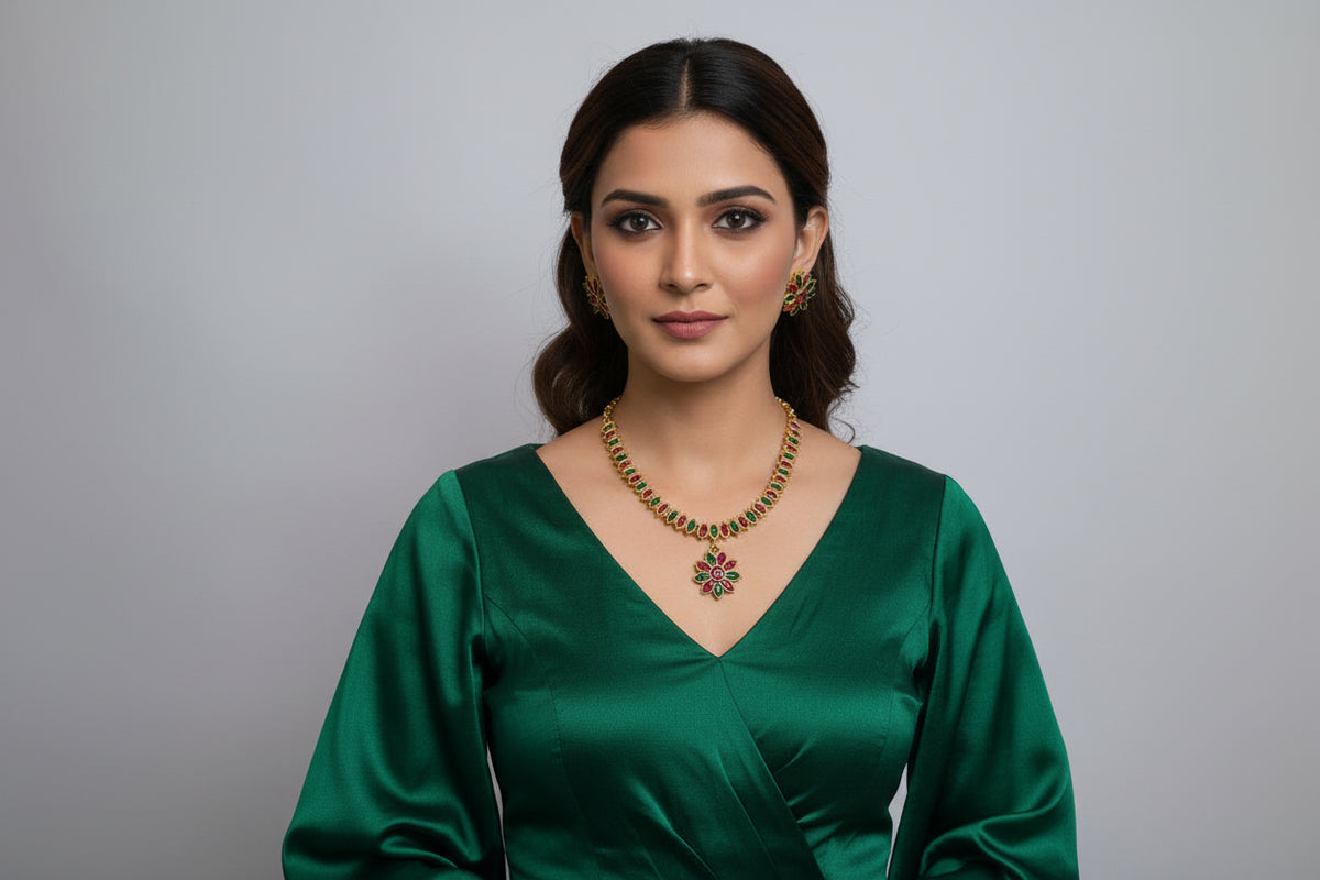 Gold plated Jewellery set with necklace and studs in Red & Green Floral Kundan