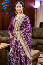 Close-up of gold work on Jahan Aara Kimkhab Gharar