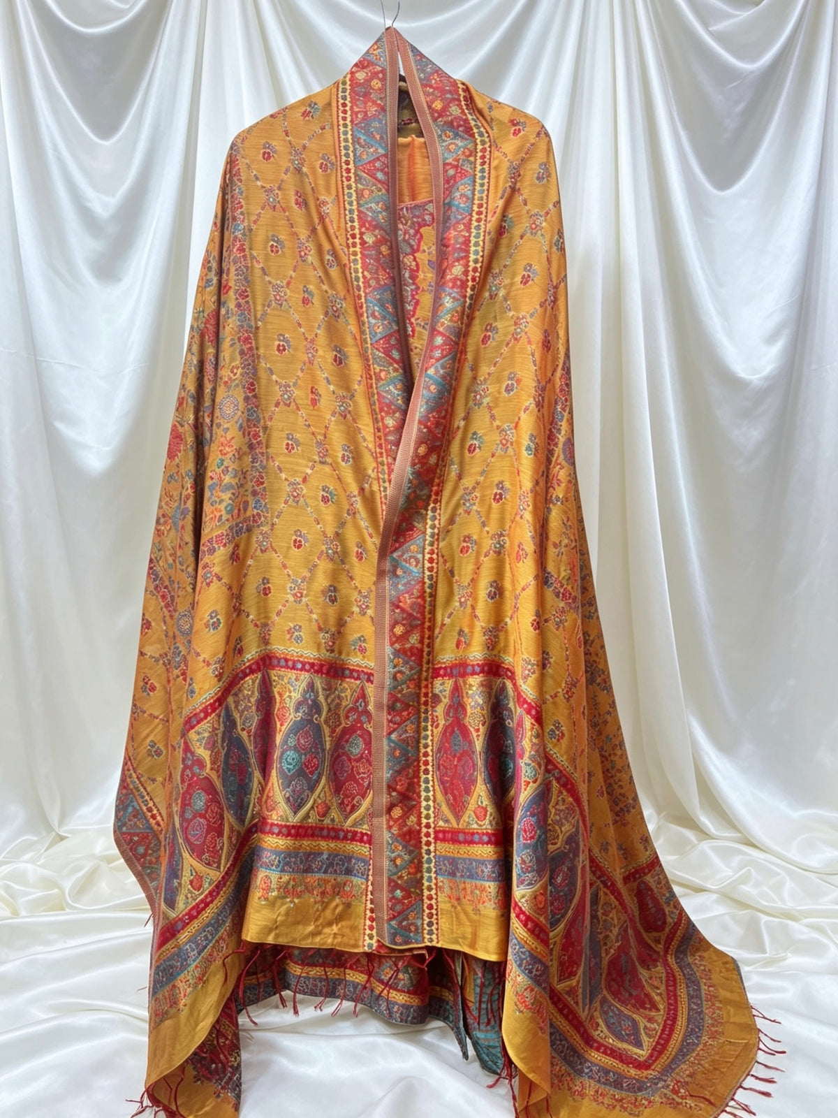 Original kanni silk mustard dupatta with it's full elegance and details.
