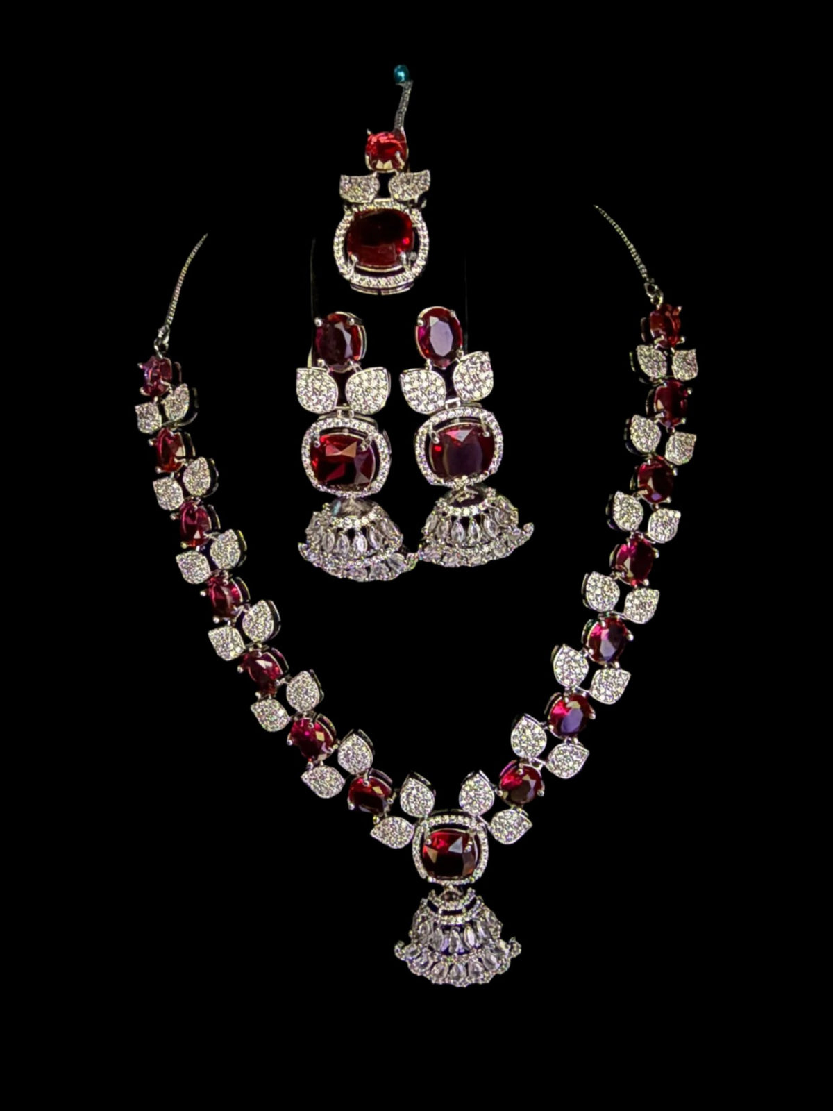 The Regal Majesty AD jewellery set – By Famaza Couture