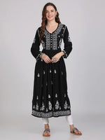 Model wearing Chikankari kurti with pockets, black with hand embroidery
