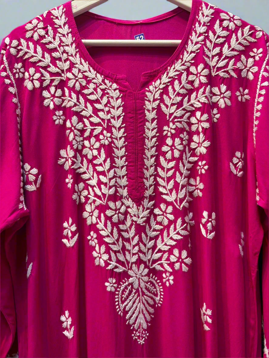 chikankari plus size kurti magenta close up