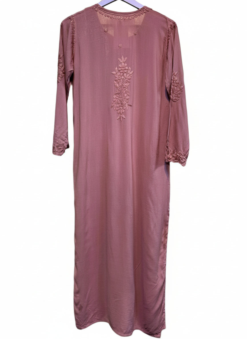 Chikankari Kurti back embroidery Famazacouture