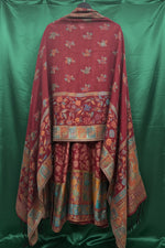 deep maroon kanni silk dupatta rear view isdisplayed.