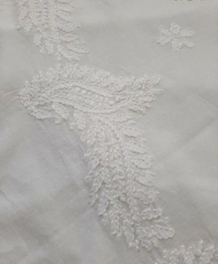 Hand Embroidered Lucknowi Chikankari Dupatta in Mulmul Cotton leaf motif close up