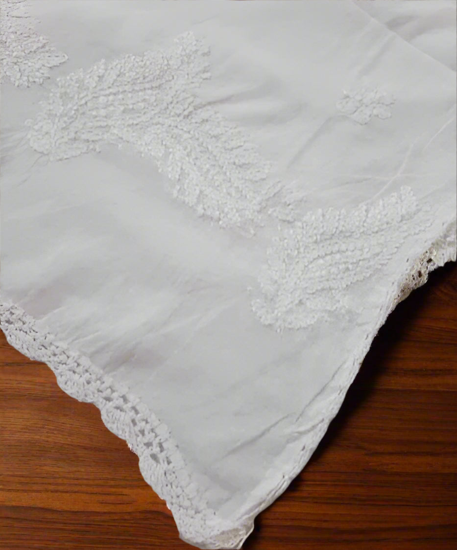 Hand Embroidered Lucknowi Chikankari Dupatta in Mulmul Cotton corner view