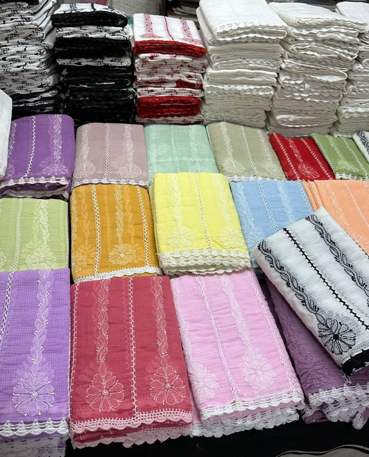 multiple colours in kota doriya chikankari duppata