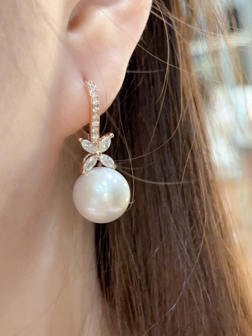 gold-plated-pearl-drop-earrings-famaza-couture