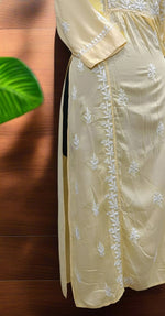 Naira cut Chikankari kurti top side view of slit