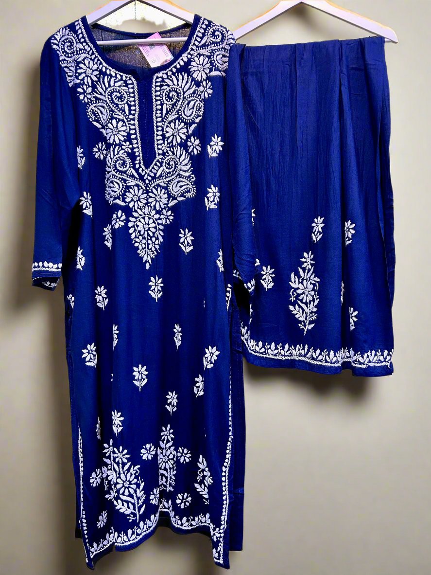 Detail of the kurti and palazzo pants in the plus size Chikankari set