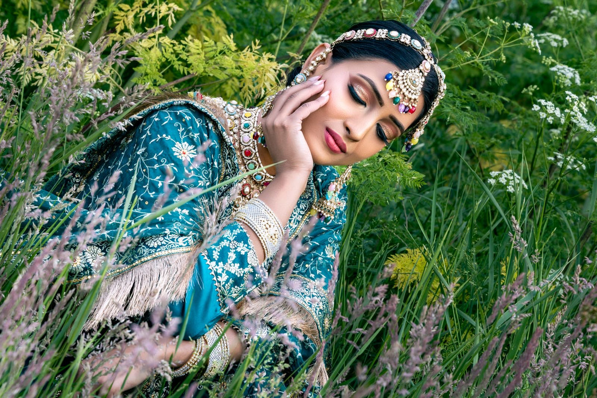 Traditional wedding necklace set with maang tikka and nath