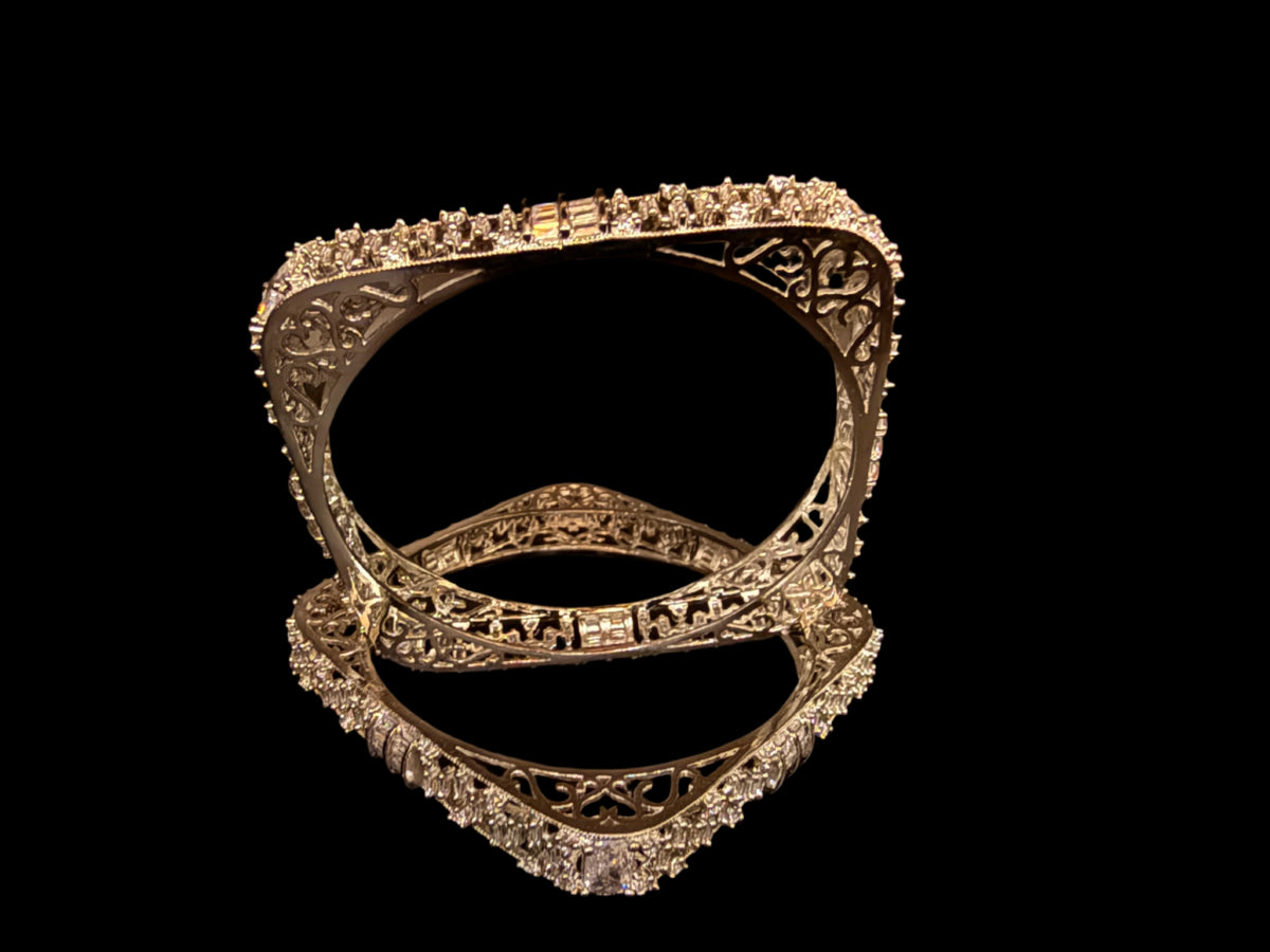 squarewhite-cut-bangles-famaza-couture