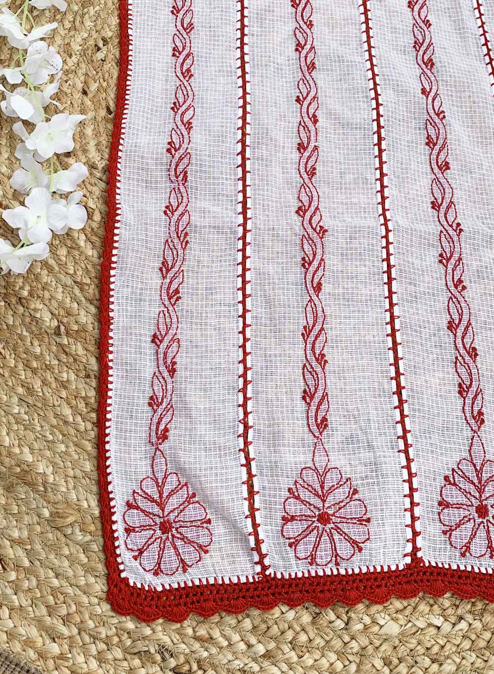 white with red kota doriya duppata embroidery close up