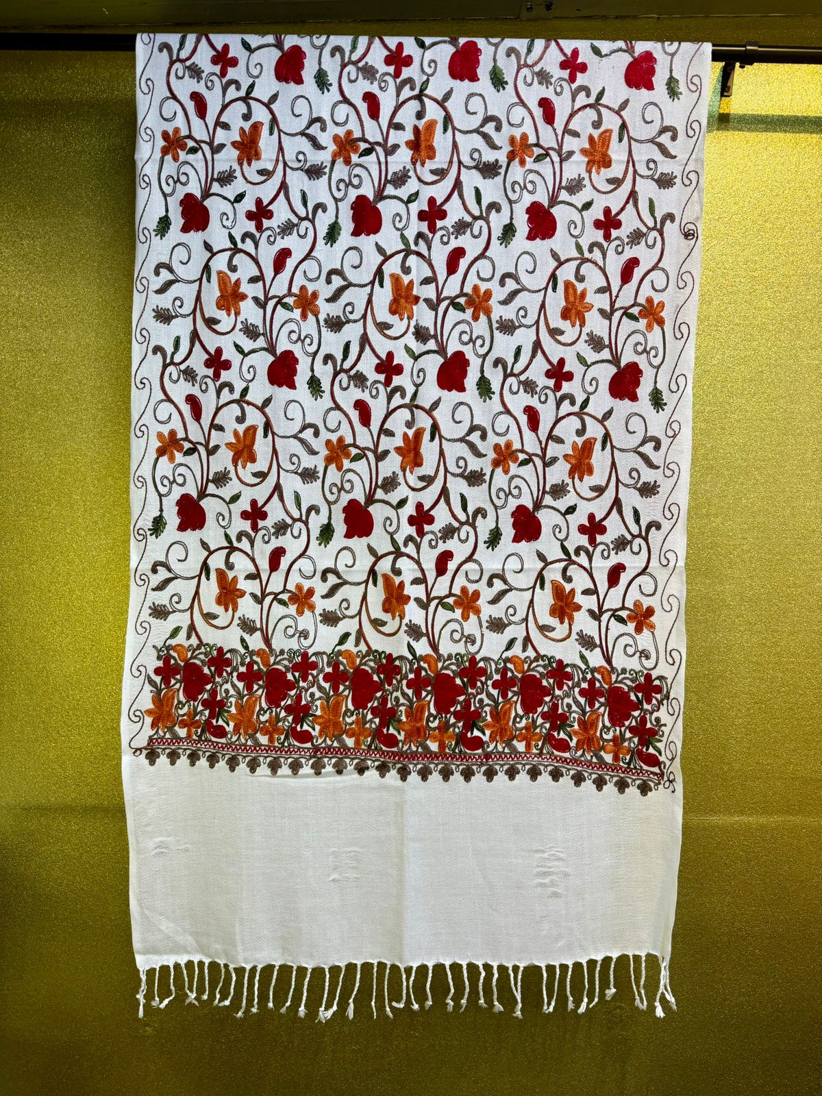 Multi Flowers all-over Kashmiri Embroidered Pashmina Scarf | Handcrafted Shawl – Famaza Couture