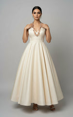 Beaded mala with silver and pearl beads in on both sides start and drop is designed with peach colour nano glass bead with silver ball beads, along withLotus design earrings with silver and pearl beads in drop. Oxidised party wear jewellery set. 