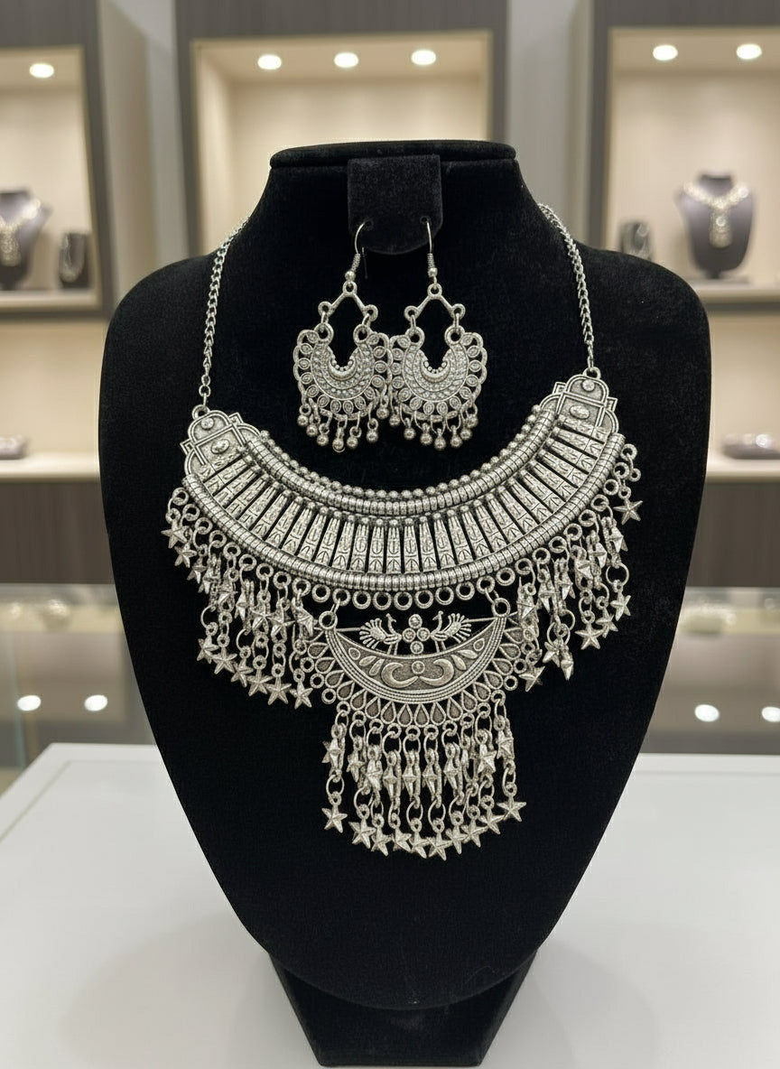 Oxidisedjewellery setsilver plated including necklace and two earrings by famaza couture 