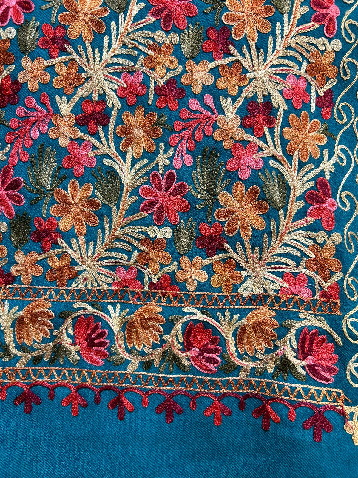 Kashmiri Embroidered all over embroidery Pashmina Scarf/Stole/Shawl