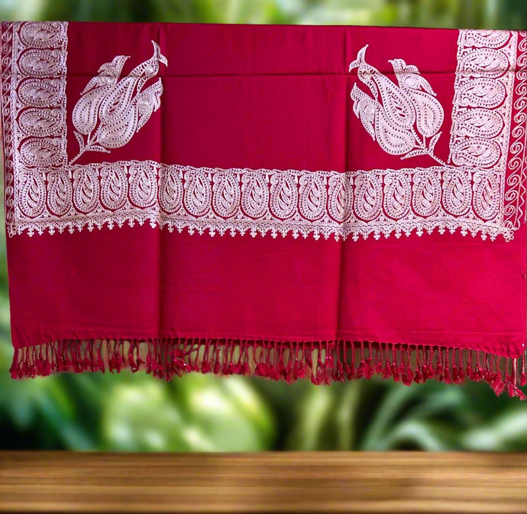 Kashmiri Embroidered Pashmina Scarf/Shawl | Exquisite Handcrafted Elegance – Famaza Couture