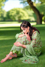Elegant Green chiffon dress famaza couture 