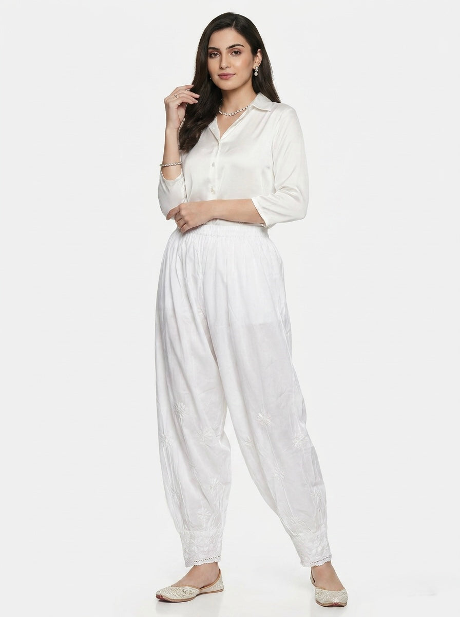 model is wearing afghani pant 