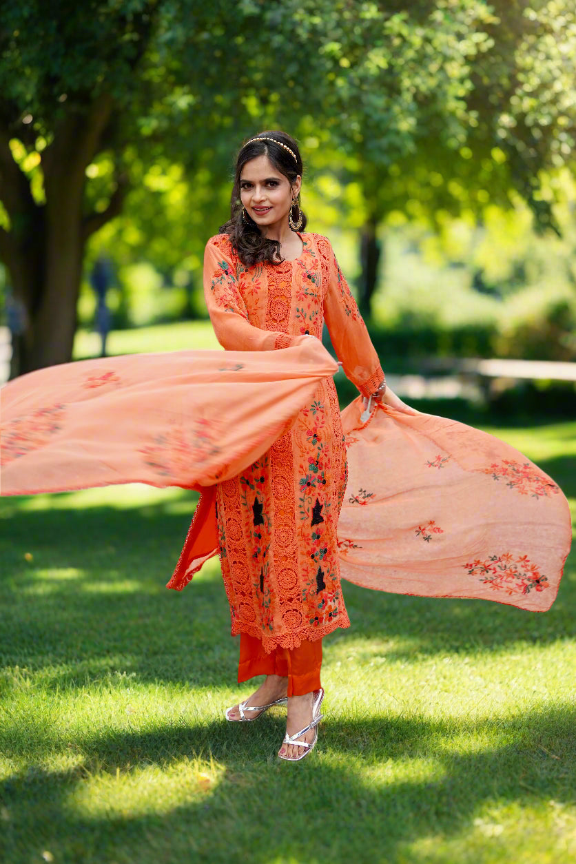 embroidered Pakistani suit chiffon famaza couture 